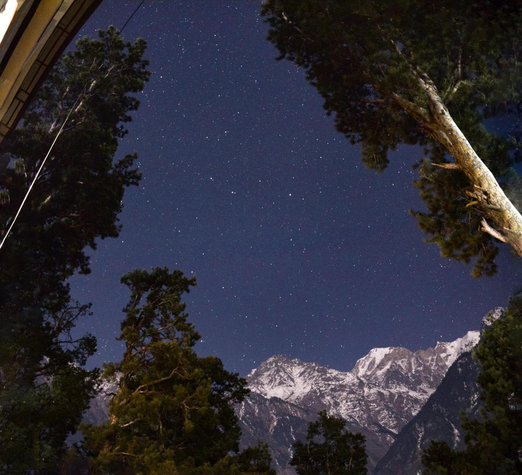 Rudra Homestays Kalpa Szoba fotó